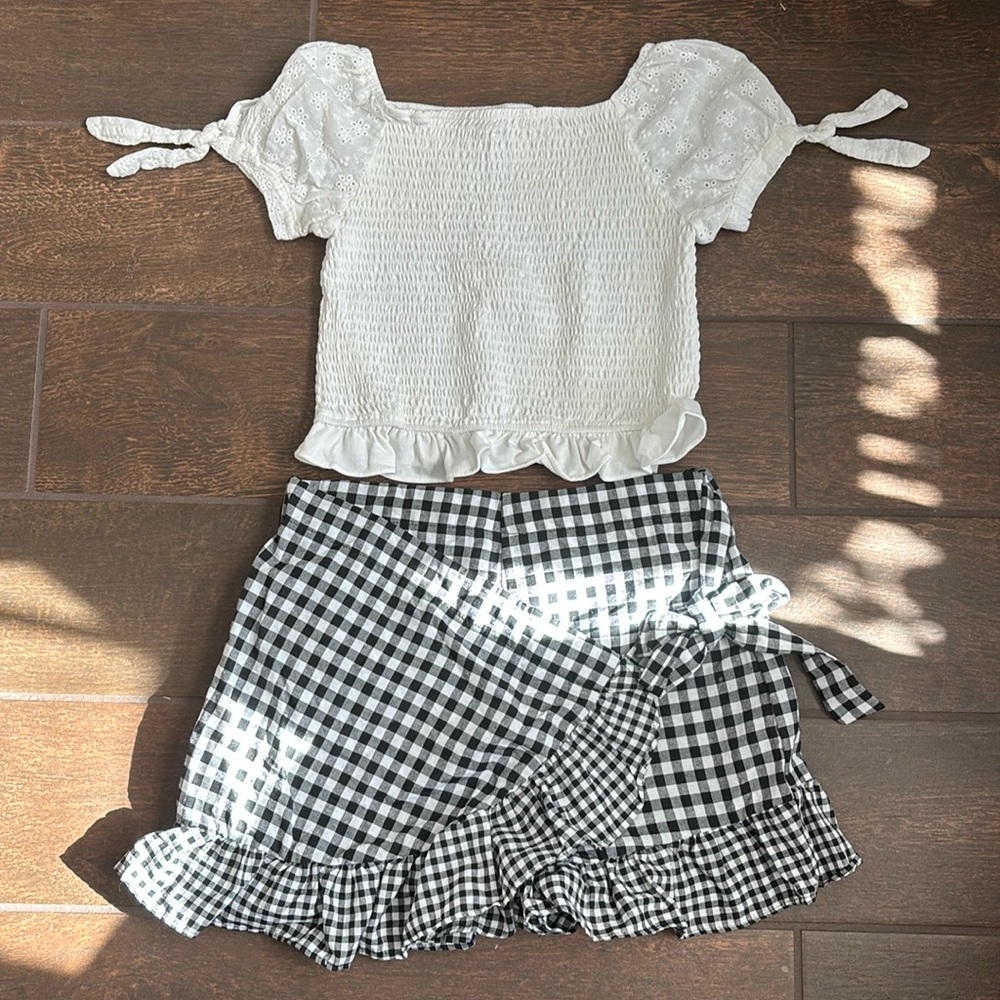 rare editions skirt and blouse set!